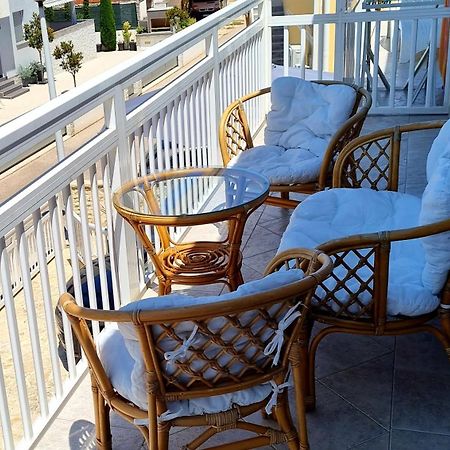 Apartment Alexandra Вир Екстериор снимка